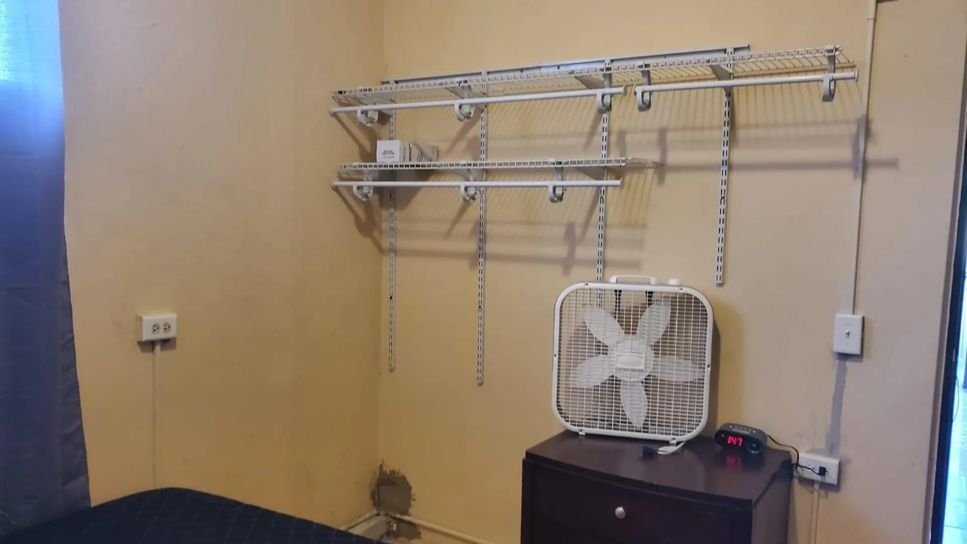 Del Valle Central Casa Near Trendy Calle Loiza- One Bedroom With Queen 圣胡安 0*,